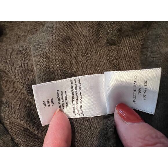 Rails Sami Tee Long Sleeve Top Olive Cheetah Animal Print S - Picture 8 of 8